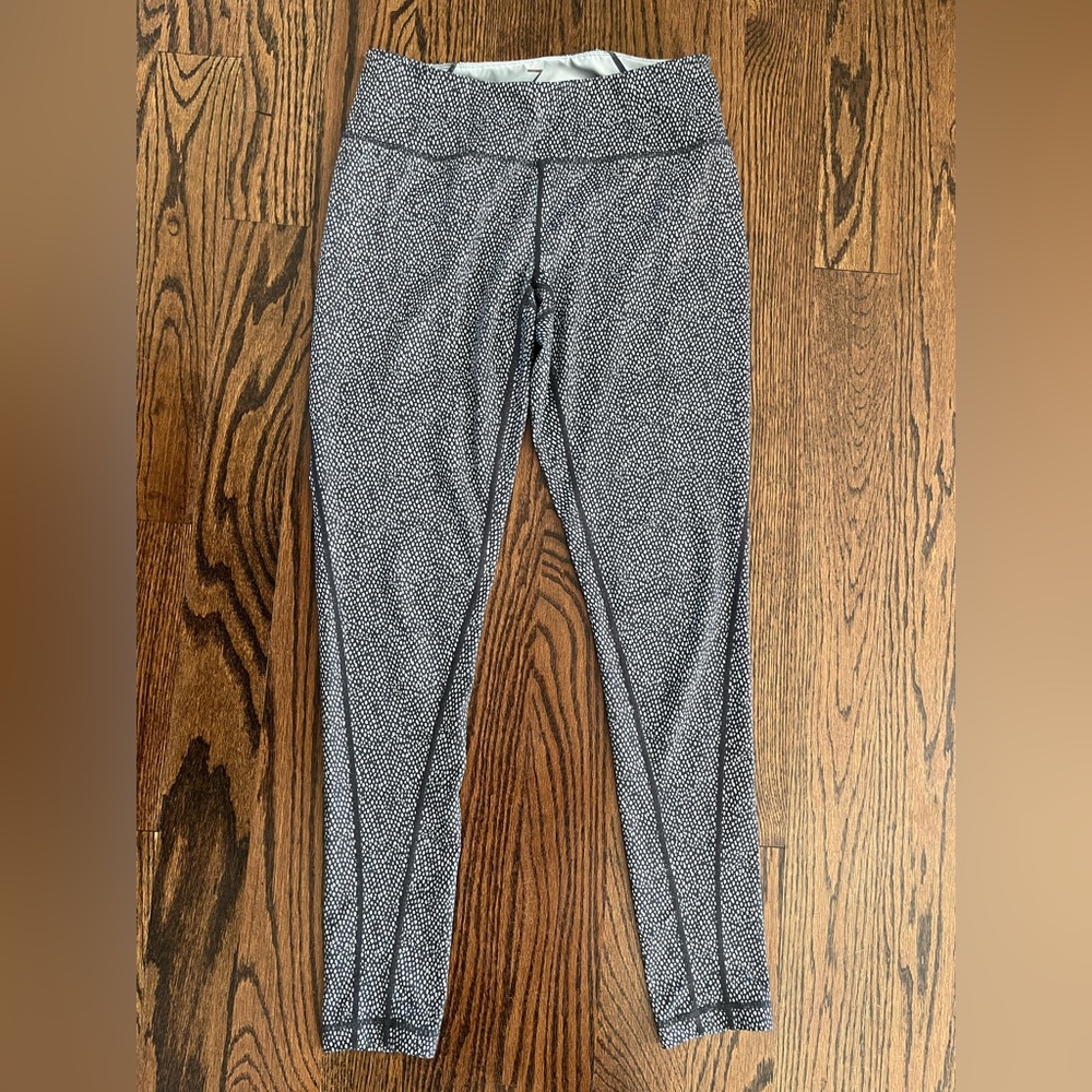 Z By Zella Women's Sz. M Leggings ActiveWear  Black & Gray Yoga Running Workout